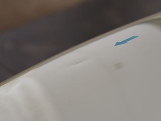 ゴルフ ボンネットの深いデントリペア前・景色での確認